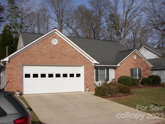 818 Hidden Creek Cir, Salisbury, NC 28147 - photo 1