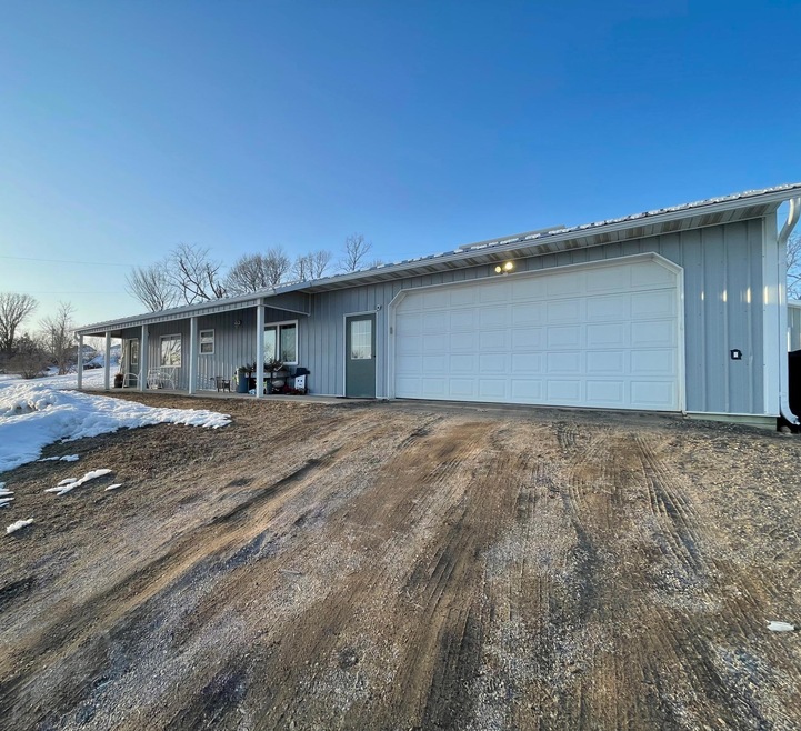321 Clark St E, Eagle Bend, MN 56446 - photo 1