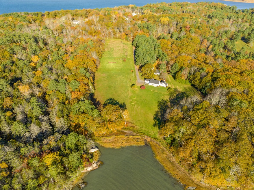 683 Mere Point Road-01