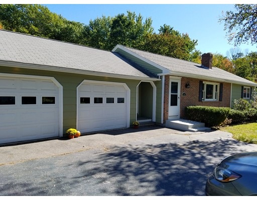 70 Valleyview Rd, Leominster, MA 01453 - photo 1