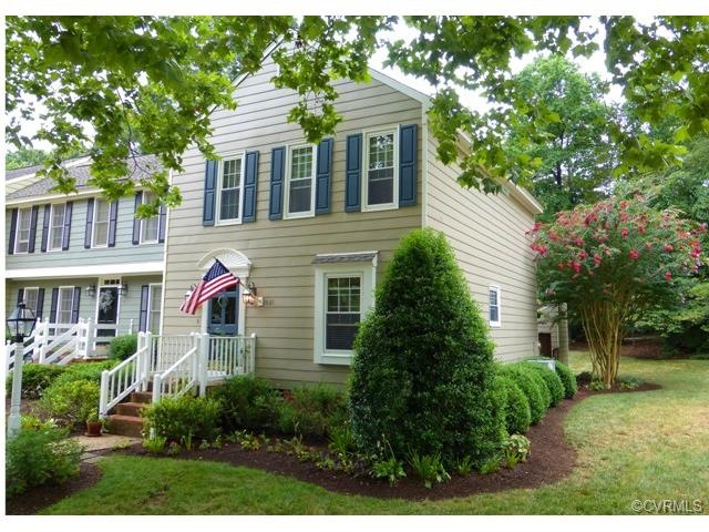 2601 Wetherburn Ct unit 2601, Henrico, VA 23233 - photo 1
