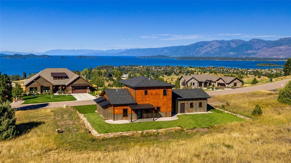 For Sale $965,000