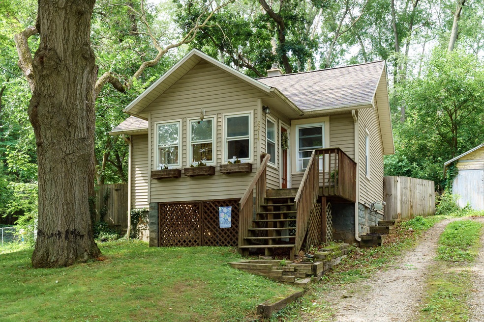 RRE-Benton_Ave_2214_Kalamazoo_49008-Resh