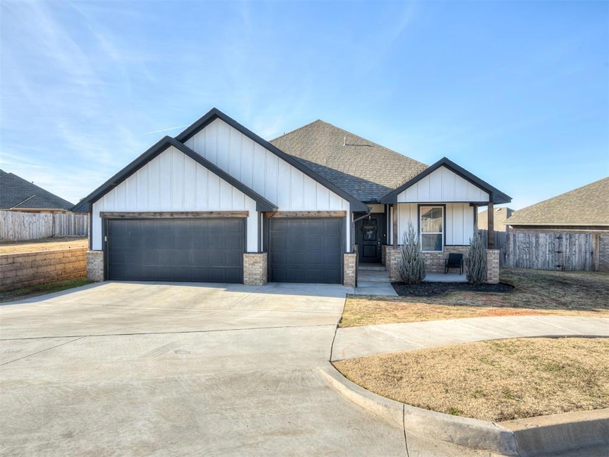 17801 Morning Sky Ct, Edmond, OK 73012 - photo 1