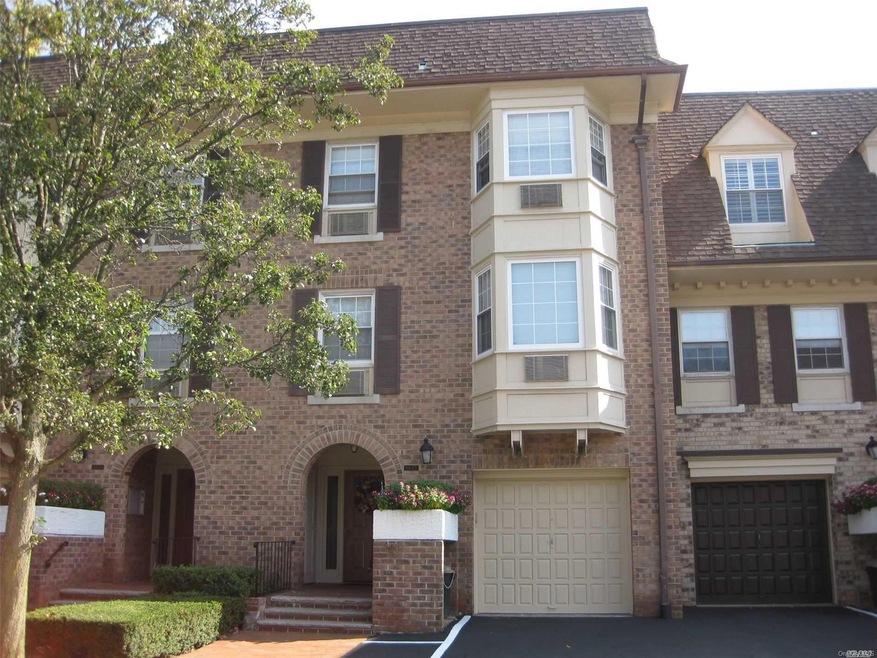 14-03 Bonnie Ln unit 110 U, Bayside, NY 11360 - photo 1