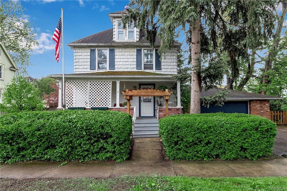 11 16th Ave, North Tonawanda, NY 14120 - photo 1