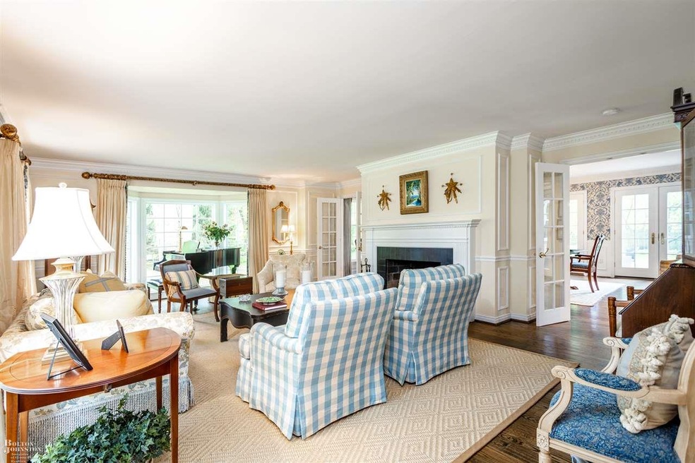 99 Stephens Rd, Grosse Pointe Farms, MI 48236 - photo 1