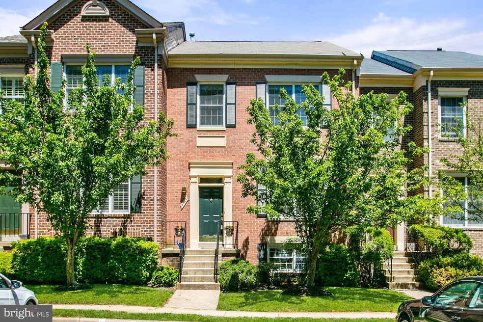 6323 Tisbury Dr, Burke, VA 22015 - photo 1