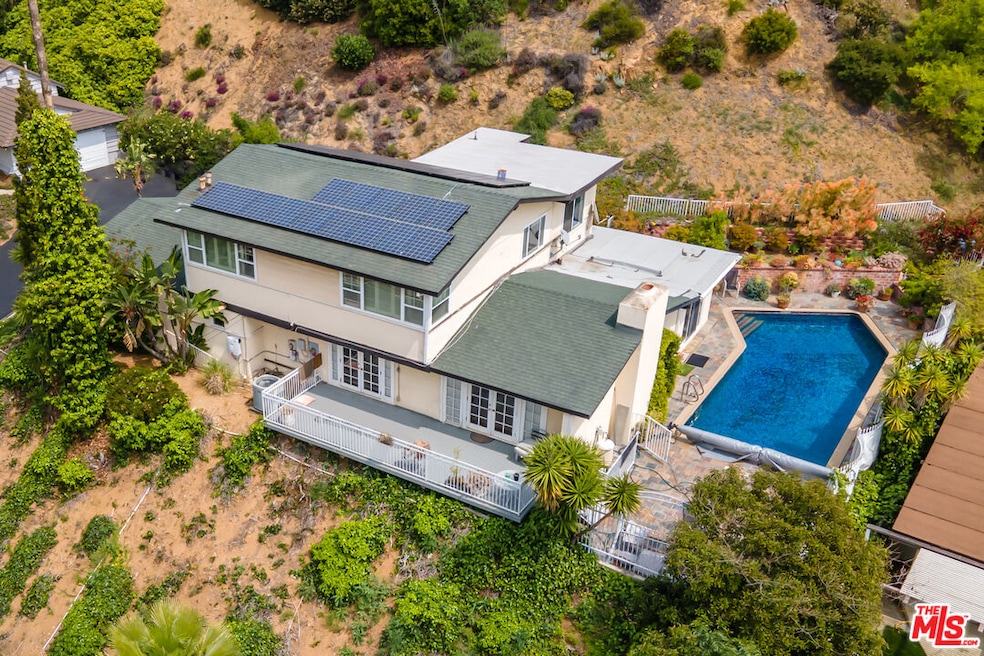 Sold $2,150,000 • Co-Listing Agent