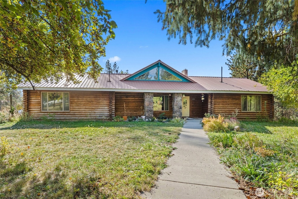 6271 Miller Mountain Rd, Fruitland, WA 99129 - photo 1