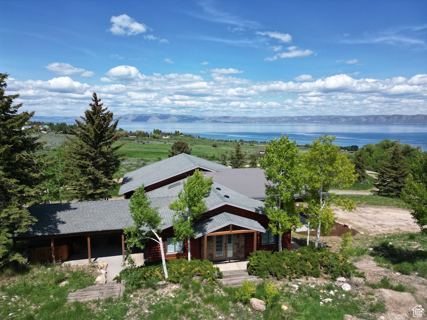 Under Contract $999,500