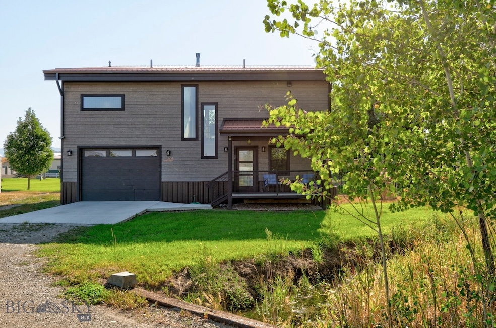407 Short St, Clyde Park, MT 59018 - photo 1