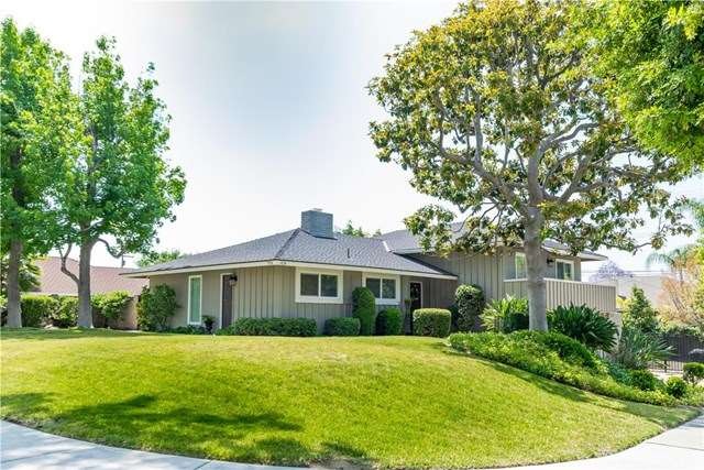 Gorgeous professional landscaping.