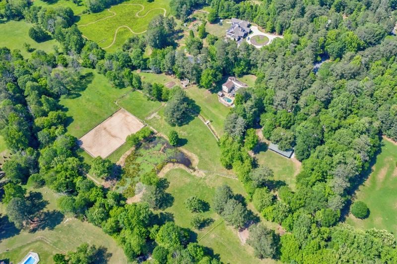 1004 Mill Creek Run, Suwanee, GA 30024 - photo 1