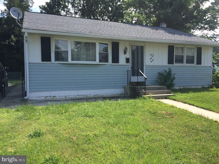 530 Anderson Ave, Folsom, PA 19033 - photo 1