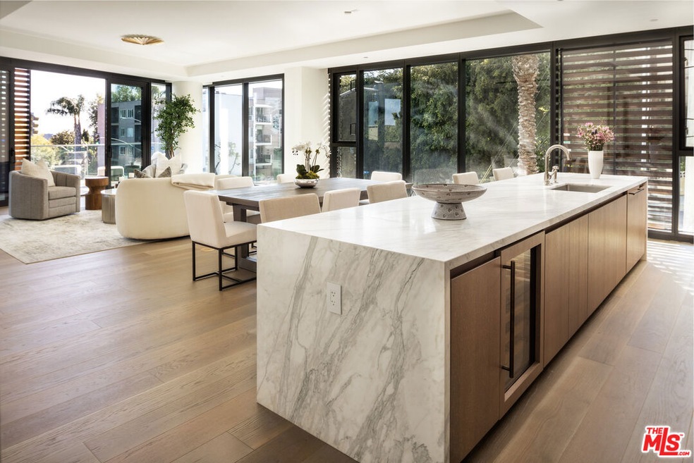 Sold $3,525,000 • Co-Listing Agent