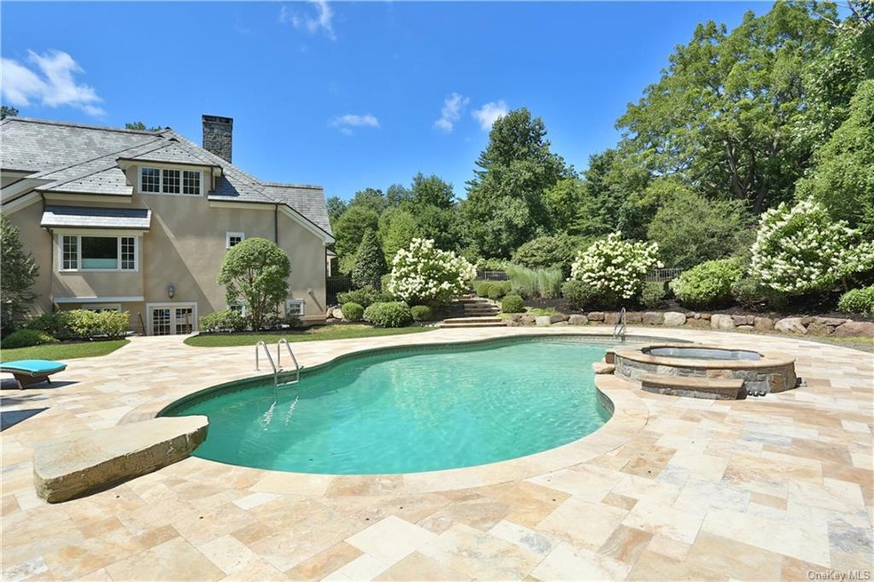 8 O'Grady Ct, Orangetown, NY 10962 - photo 1