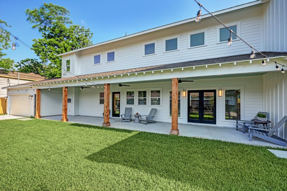 811 Walton St, Houston, TX 77009 - photo 1