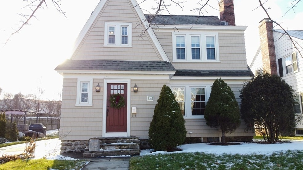 16 Bay State Rd, Worcester, MA 01606 - photo 1