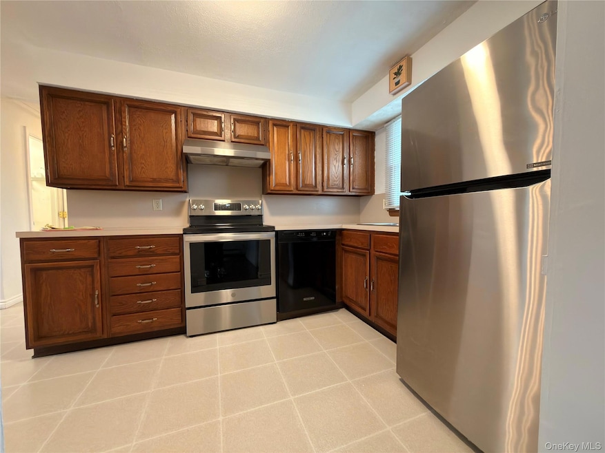 unlisted-address, Farmingdale, NY 11735 - photo 1