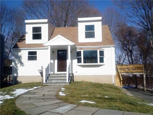 6 Lakeview Dr E, Norwalk, CT 06850 - photo 1