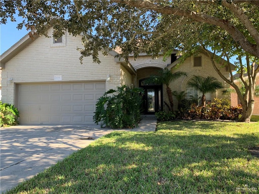 1405 La Ciniega Dr, Weslaco, TX 78596 - photo 1
