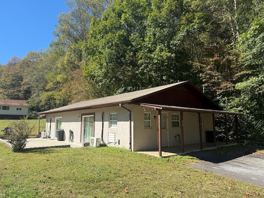 For Rent $1,000/month