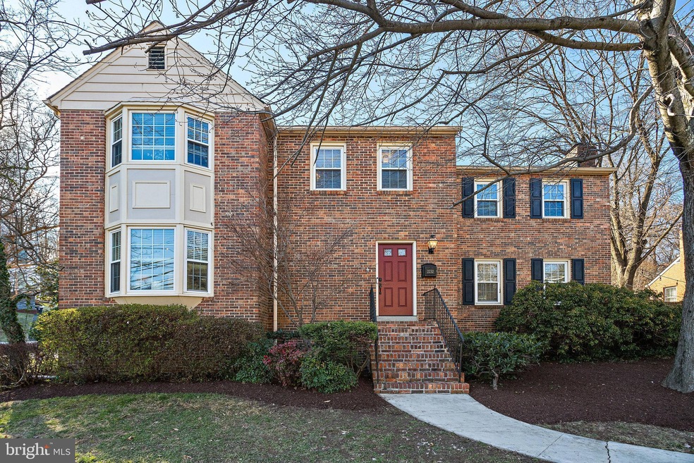 Sold $1,169,000 • Co-Listing Agent