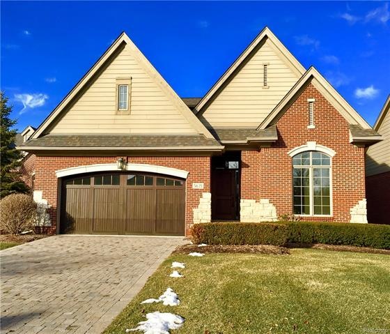 5621 Pembrooke Crossing, West Bloomfield at Orchar