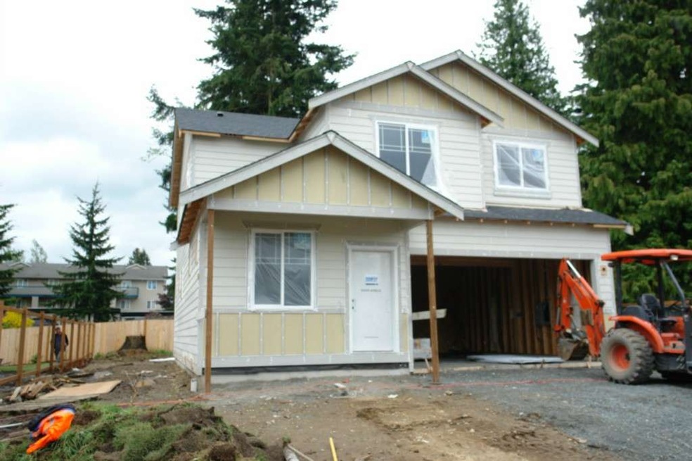 8313 Upper Ridge Rd, Everett, WA 98203 - photo 1