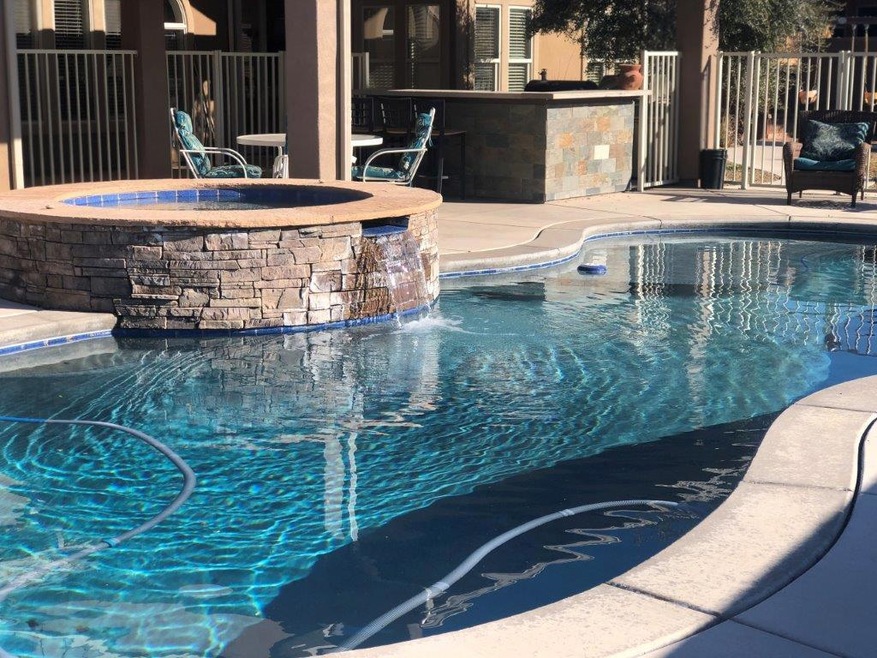 Pool & Spa