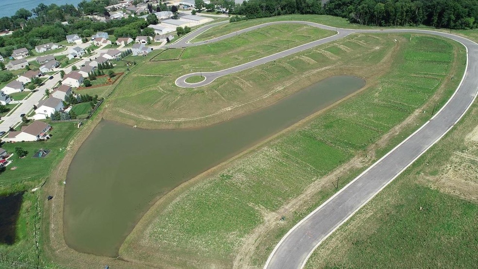Oconomowoc lots for sale
