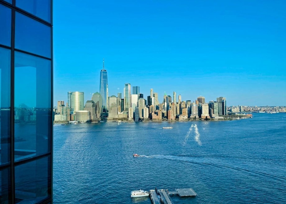 For Sale $1,480,000 • Co-Listing Agent