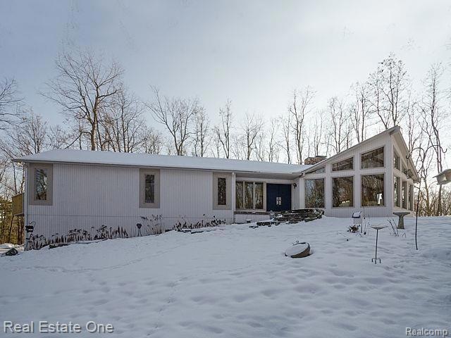 3+ private, wooded acres, long driveway, nature's 
