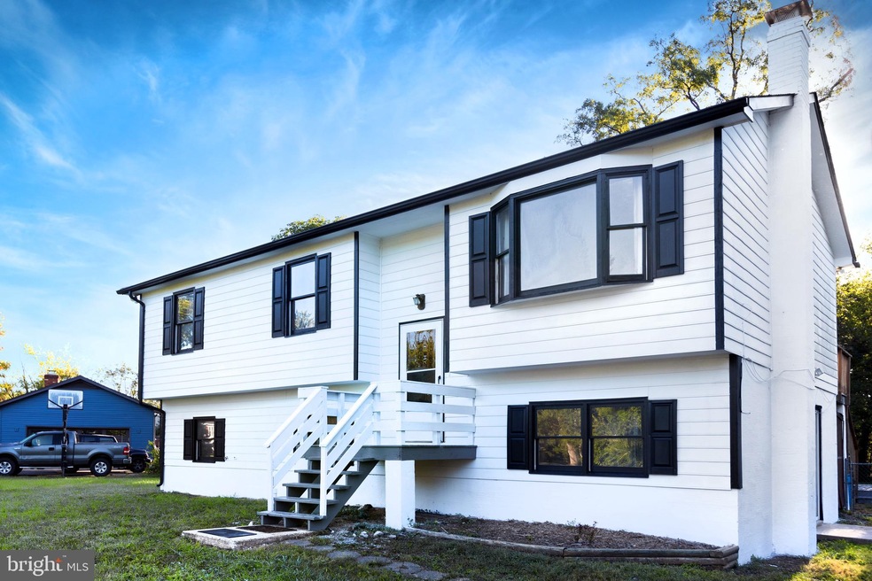 11131 Cedar Ln, Bealeton, VA 22712 - photo 1