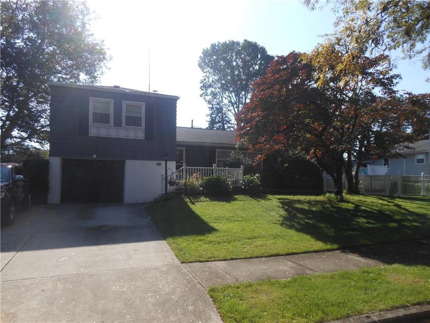 1916 Windsor Rd, Bethlehem, PA 18017 - photo 1