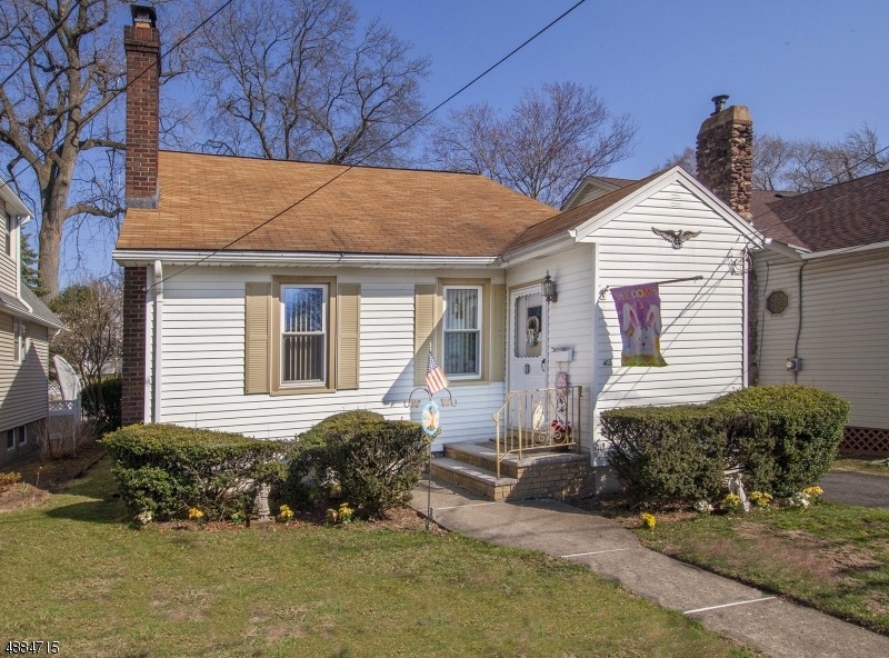 45 Garrabrant Ave, Bloomfield, NJ 07003 - photo 1