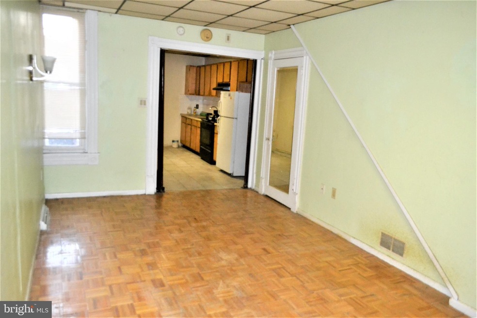 920 N 10th St, Reading, PA 19604 - photo 1