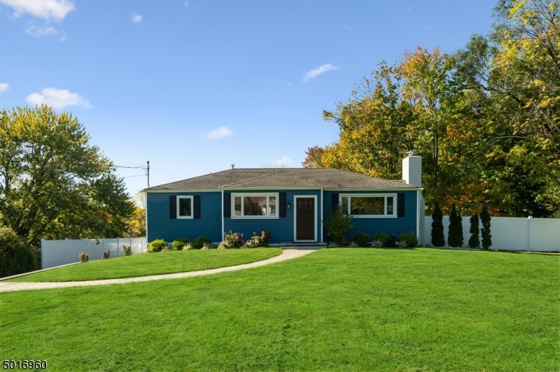 5 Pearl St, Whitehouse Station, NJ 08889 - photo 1