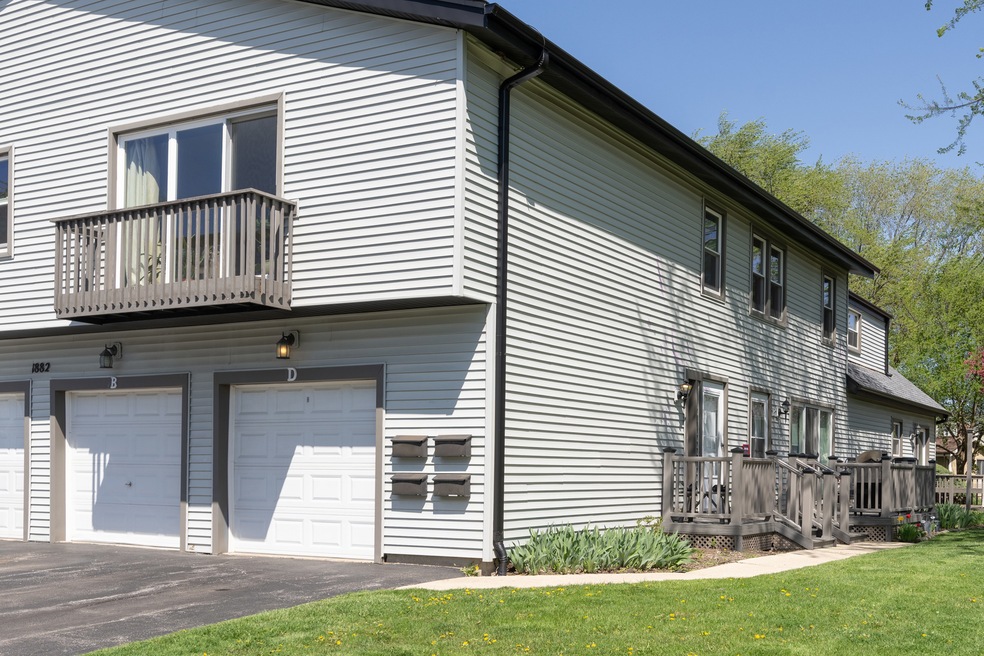 1882 Carnation Ct unit D, Aurora, IL 60506 - photo 1