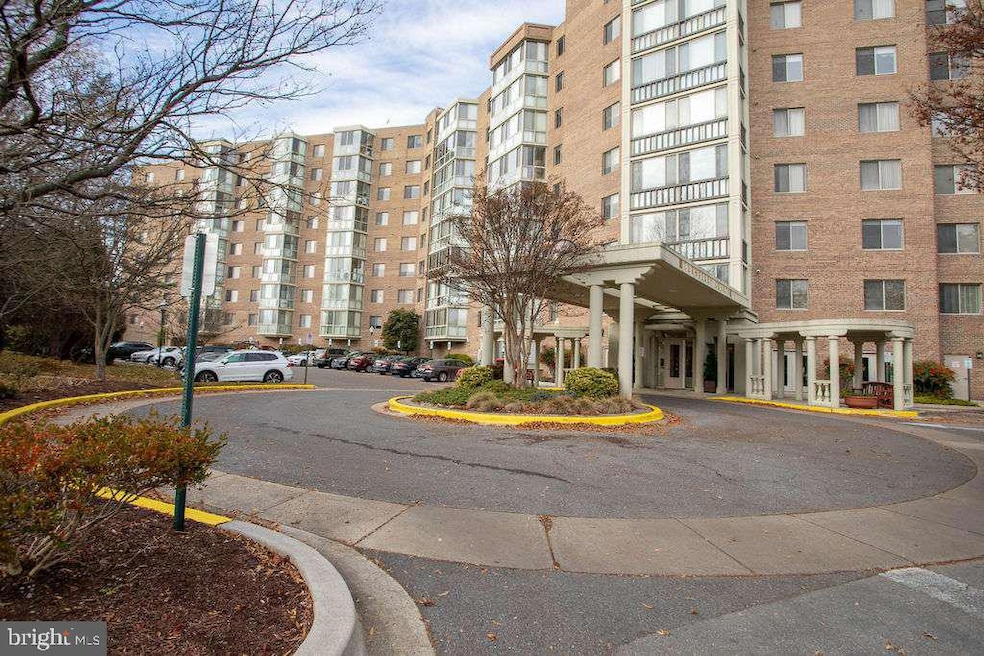 3005 S Leisure World Blvd unit 812, Silver Spring, MD 20906 - photo 1