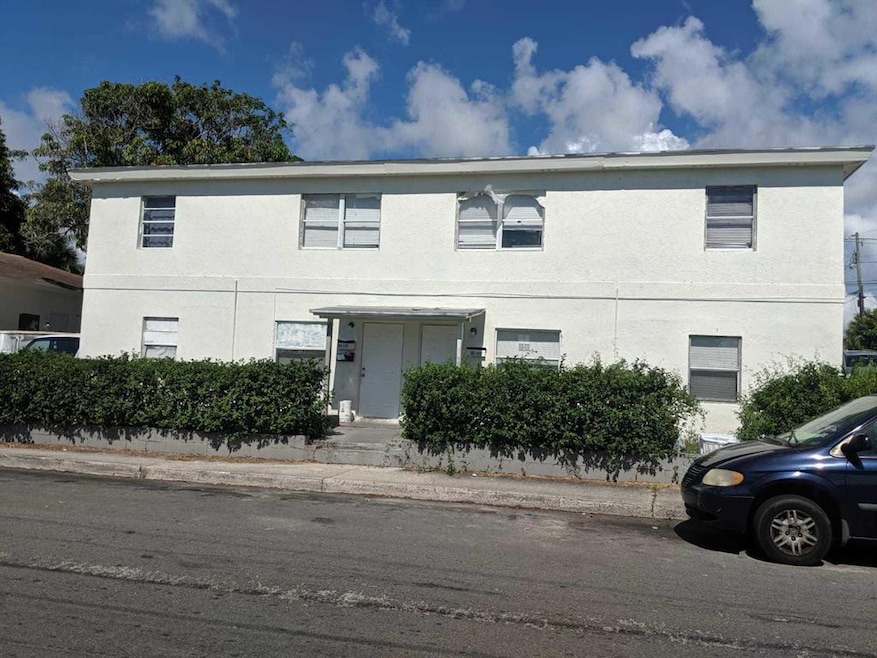 1913 Division Ave, West Palm Beach, FL 33407 - photo 1