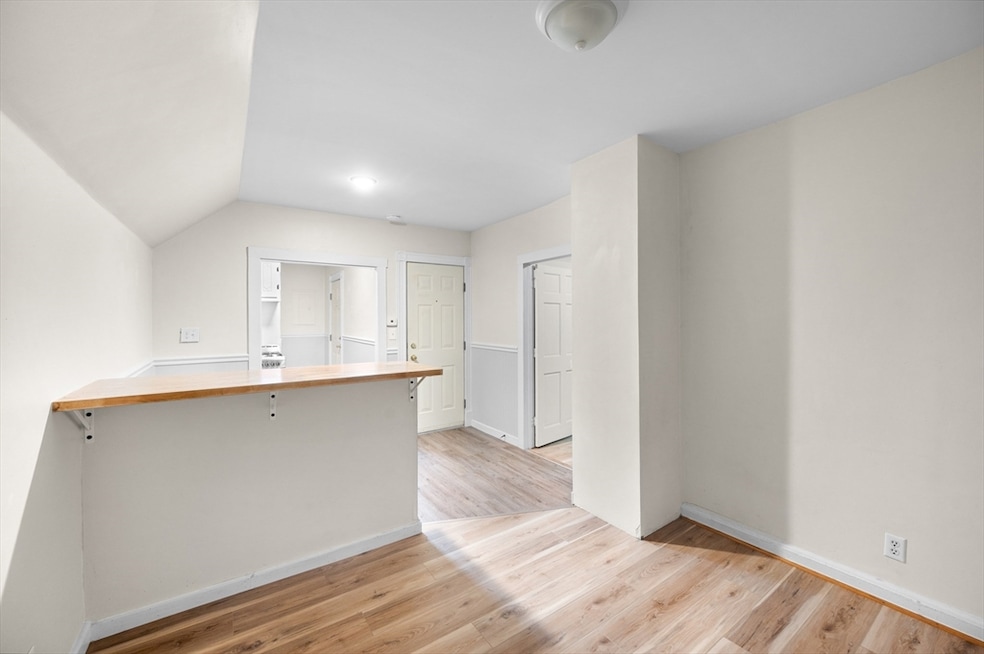 285 W Elm St unit 7, Brockton, MA 02301 - photo 1