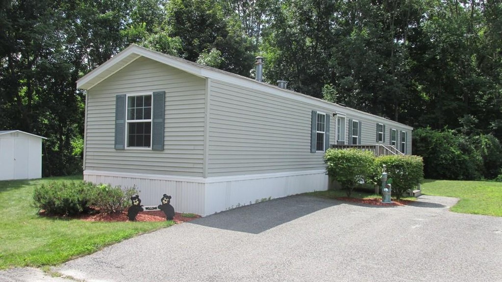 124 W Main St unit 38, Merrimac, MA 01860 - photo 1