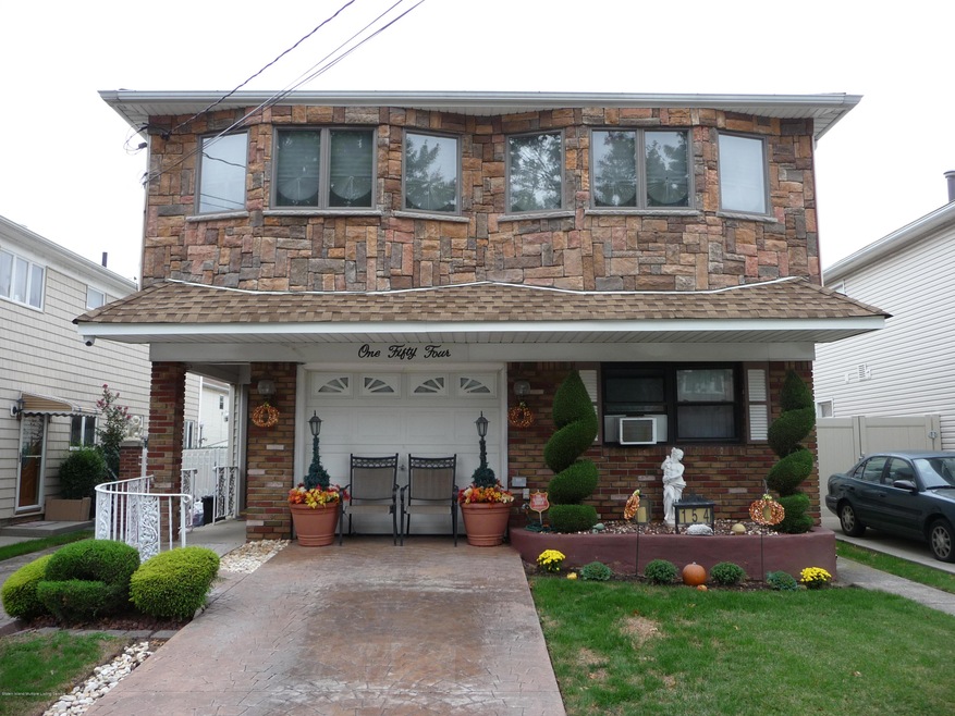 154 Woodbine Ave, Staten Island, NY 10314 - photo 1
