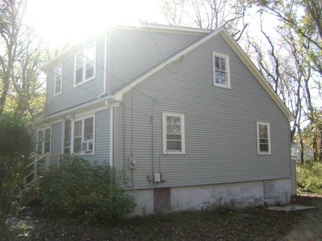 31 Camp St, Warwick, RI 02889 - photo 1