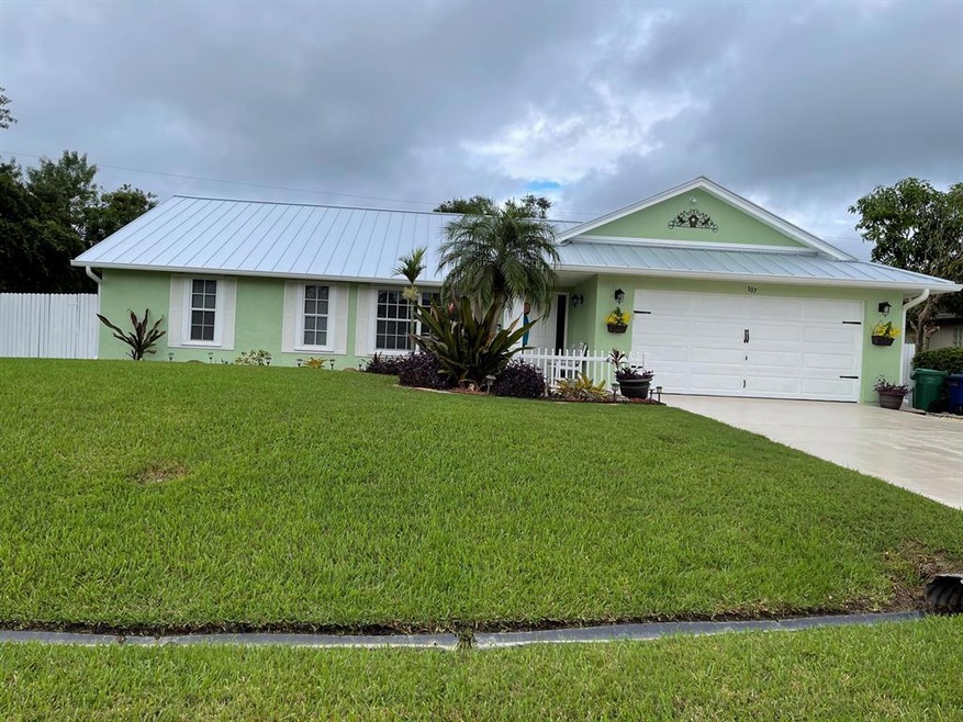 107 SW South Wakefield Cir, Port Saint Lucie, FL 34953 - photo 1