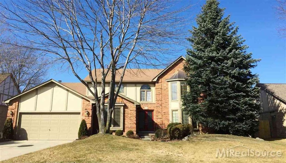 3614 Charlwood Dr, Rochester Hills, MI 48306 - photo 1