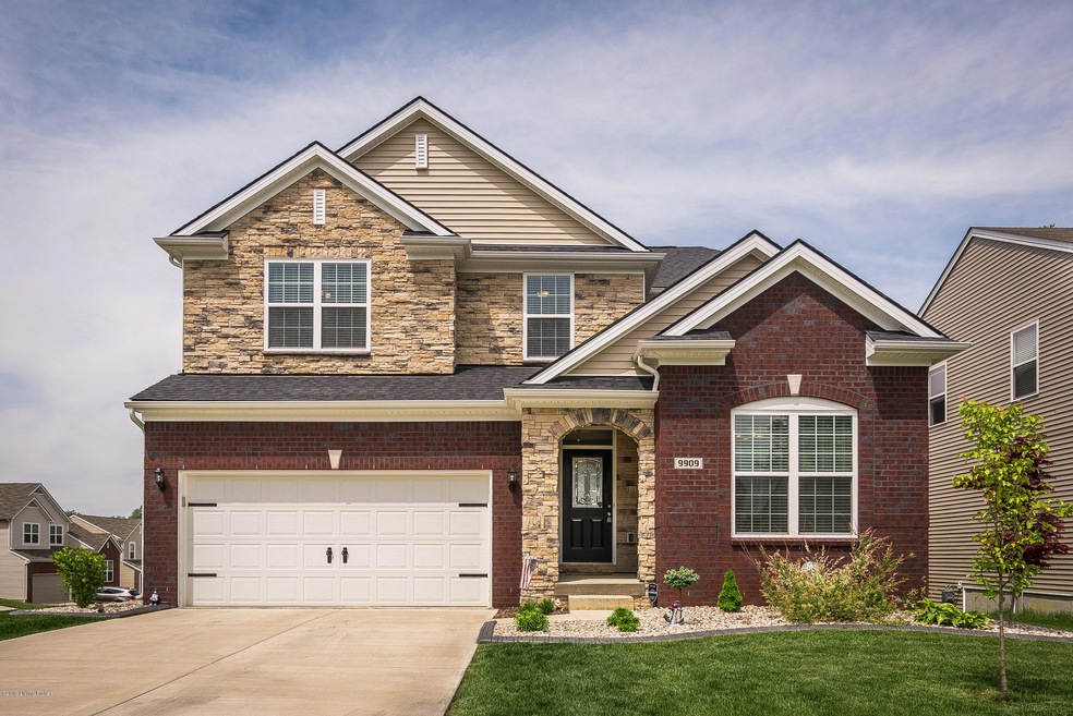 9909 Creek View Estates Dr, Louisville, KY 40291 - photo 1