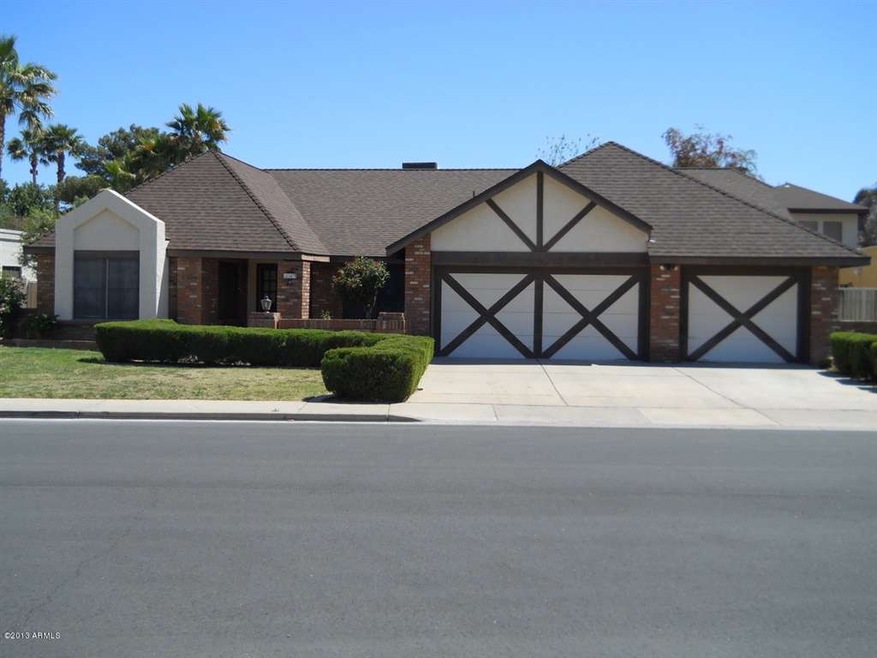 2347 W Lomita Circle   Front View (1)